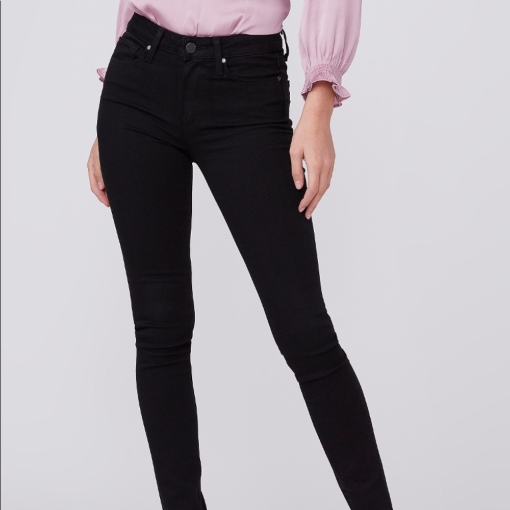 Paige black skinny/ankle jeans